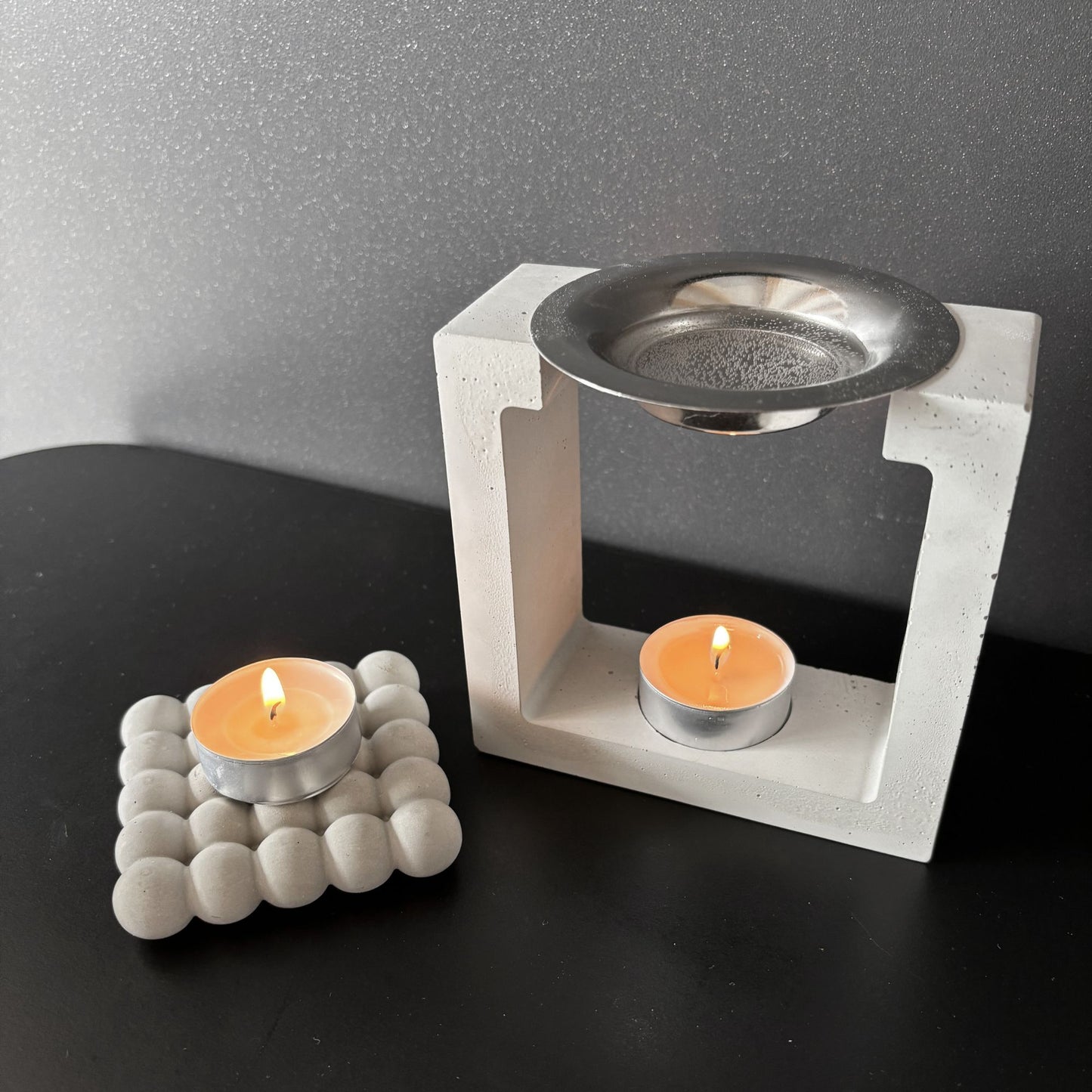 Moderní aromalampa s čajovou svíčkou